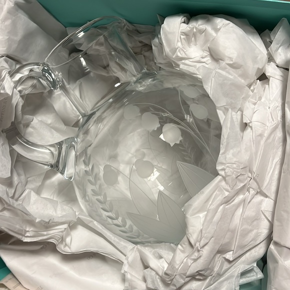 1990s Tiffany & Co. Lilly of the Valley Crystal Pitcher - Picture 2 of 7